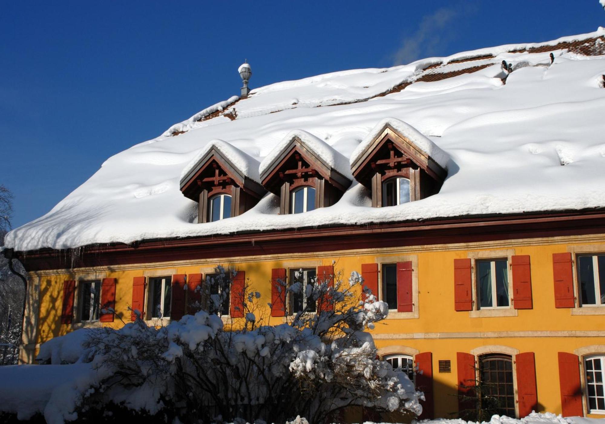 Hotel De L'Aigle Couvet Eksteriør billede